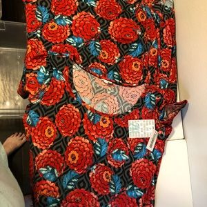 LulaRoe 2x Ana - NWT - floral pattern